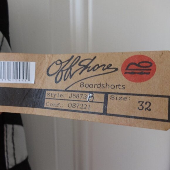 VTG Offshore surfer's board shorts size 32 waist black / white inserts, has tag - Picture 7 of 12